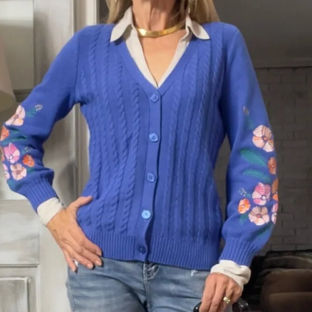 Talbots Blue Cable Knit Floral Embroidered Button Front Cardigan Size XS Relaxed